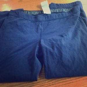 Women’s underarmour leggings.
